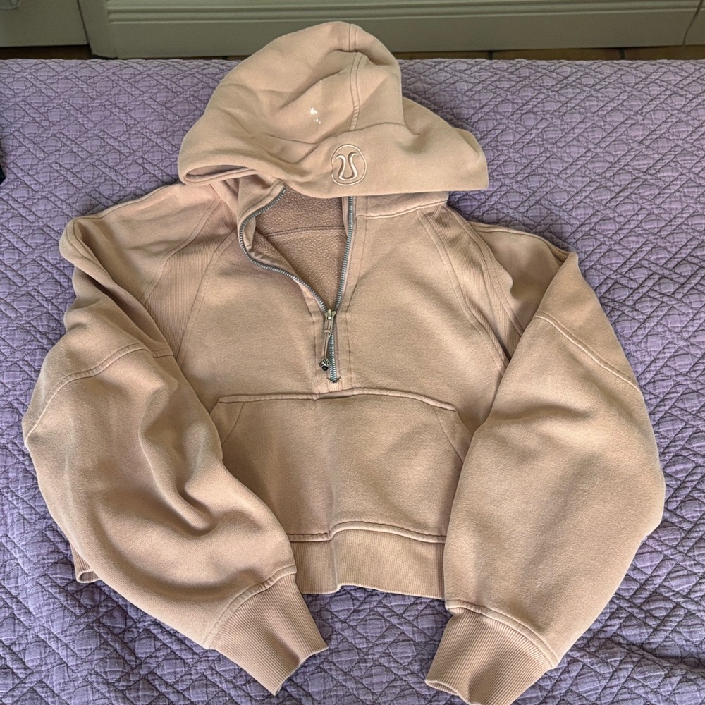 lululemon athletica Women's half zip scuba